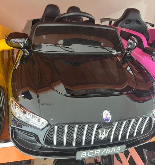 صورة سيارة مازيراتي كهربائية